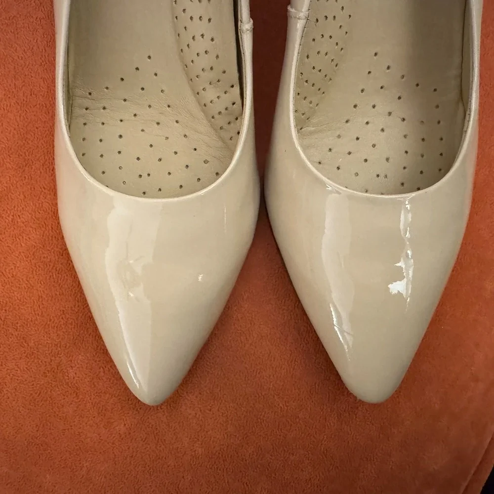 Wirth‎ Nude Patent Leather Pointed Toe Block Heel Pumps Size EU 39 - Picture 5 of 7